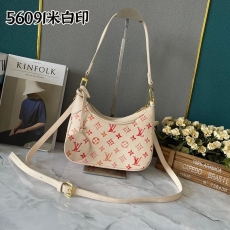 Louis Vuitton Hobo Bags